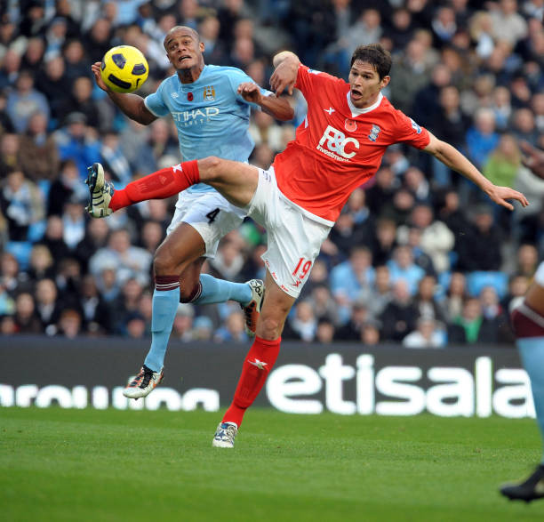 场上拥有更 场上拥有更